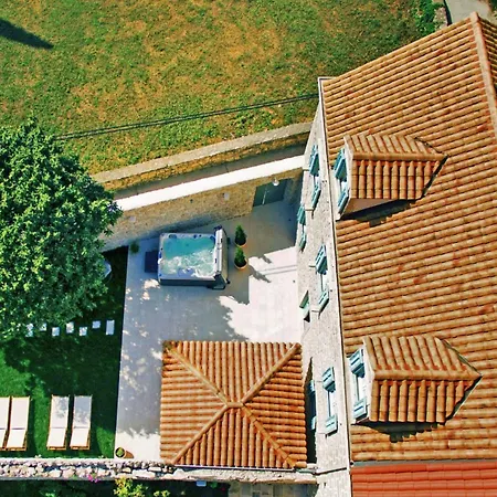 Beachfront House With Hot Tubcavtat, Dubrovnik - 25441 펜션 챠브타트