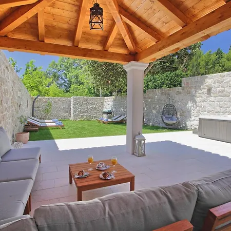 別荘 Beachfront House With Hot Tubcavtat, Dubrovnik - 25441