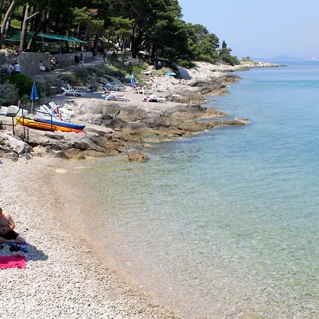 Beachfront House With Hot Tubcavtat, Dubrovnik - 25441 펜션 *