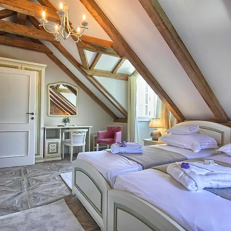Beachfront House With Hot Tubcavtat, Dubrovnik - 25441